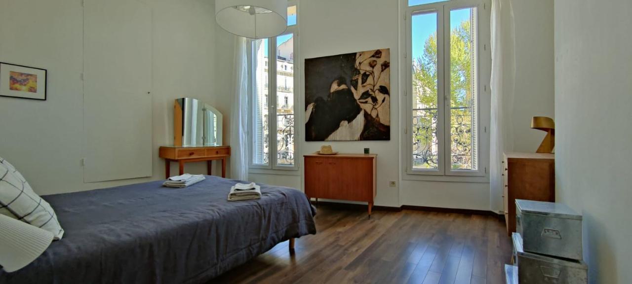 Grand Appartement Centre Ville マルセイユ エクステリア 写真